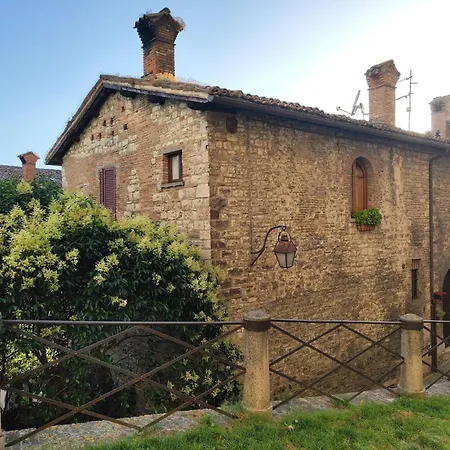 Locazione Gattapone 1a Casa de Férias Gubbio
